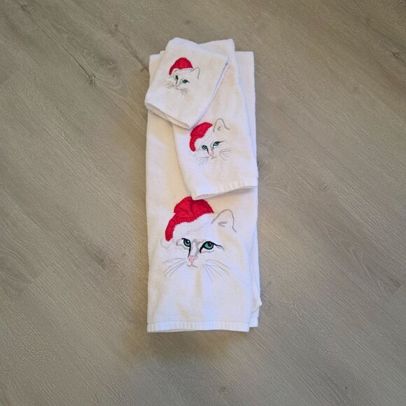 White Cotton Christmas Cat Embroidered Towel Set With Santa Hat Design - Picture 2 of 10